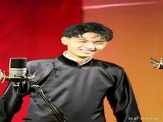 秦霄贤蹦迪的音乐叫什么