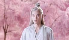龙的逆鳞是最硬的吗